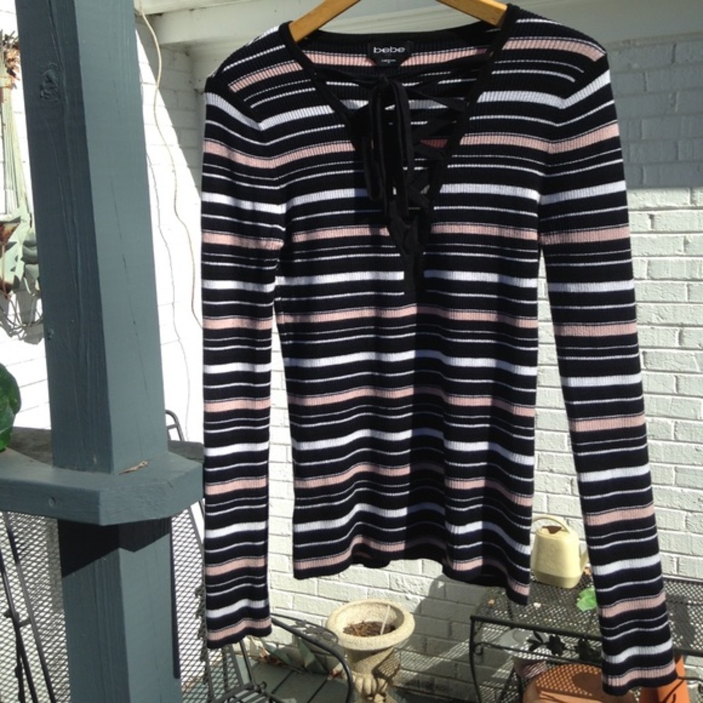 BWP striped long sleeve V neck Bebe top